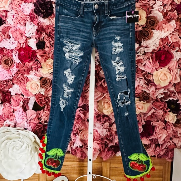 Upcycled American Eagle Cherry 🍒 Fest Jeggings Skinny’s - Picture 3 of 6